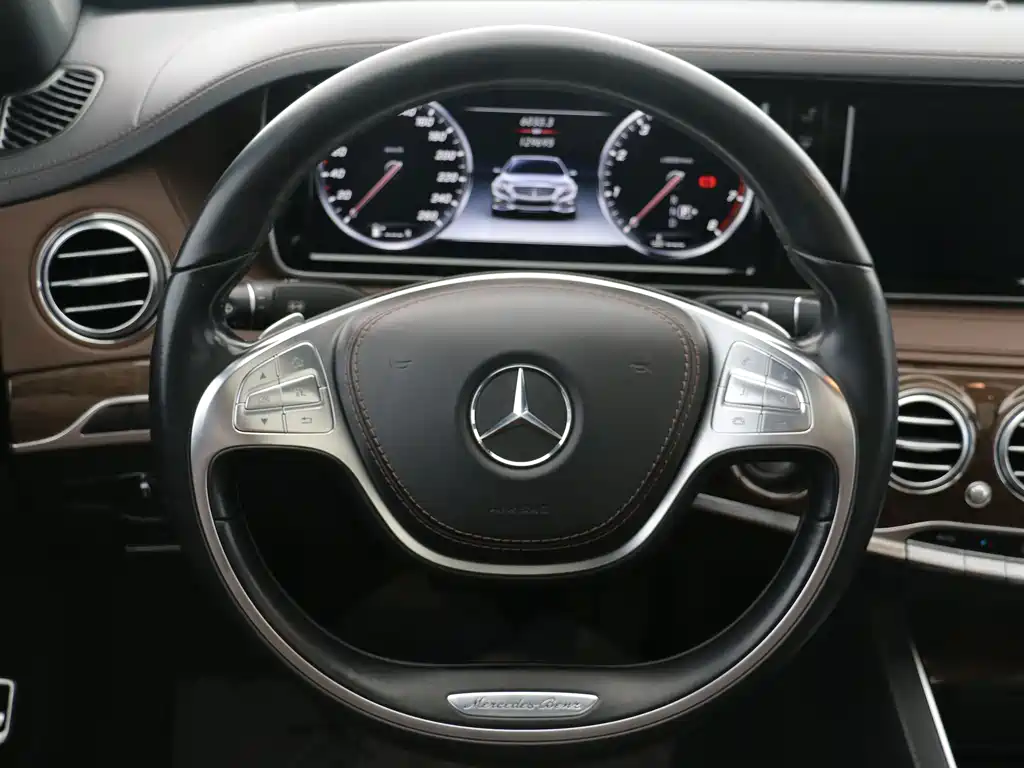 Mercedes-Benz S-Class — миниатюра 5