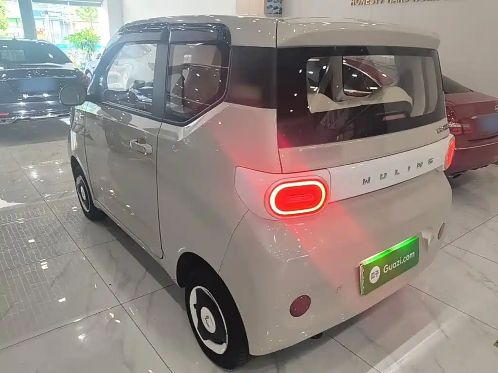 Wuling MINIEV — миниатюра 5