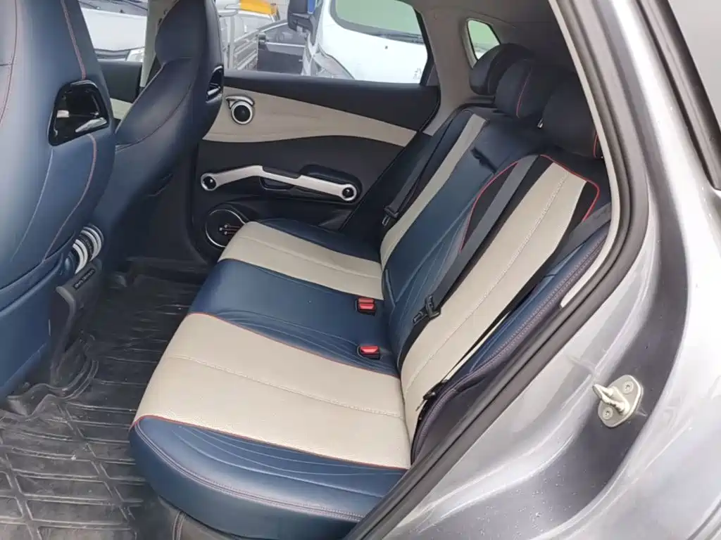 BYD Yuan Plus — миниатюра 17