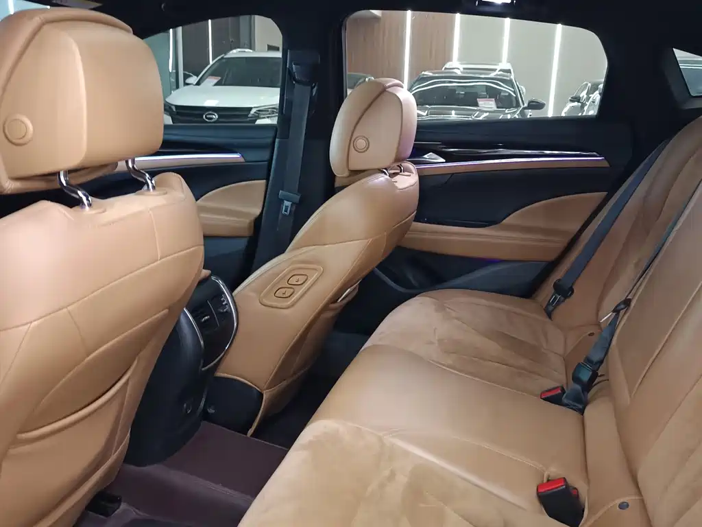 Buick LaCrosse — миниатюра 5