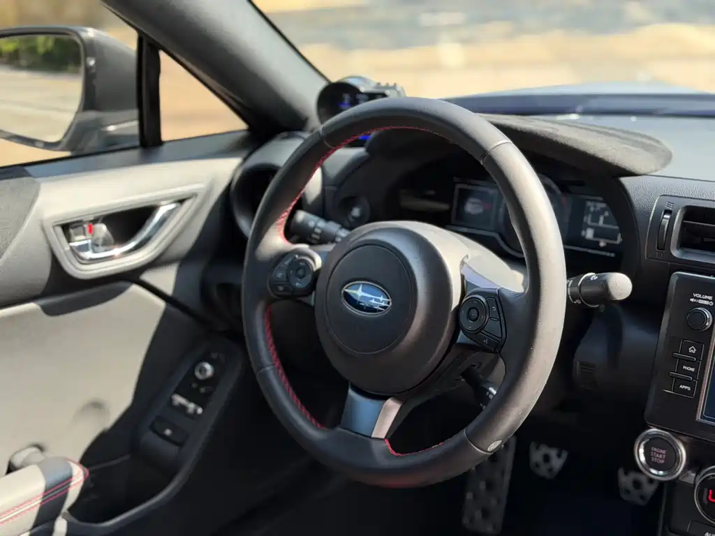 Subaru BRZ — миниатюра 12