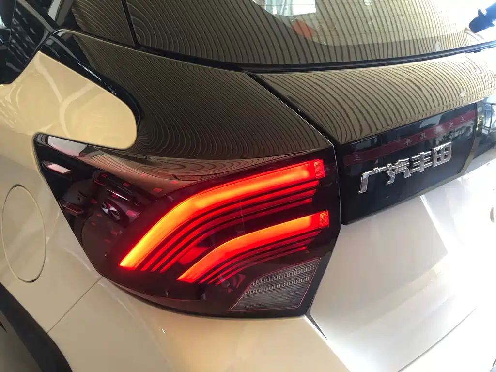 Toyota Yaris L — миниатюра 12