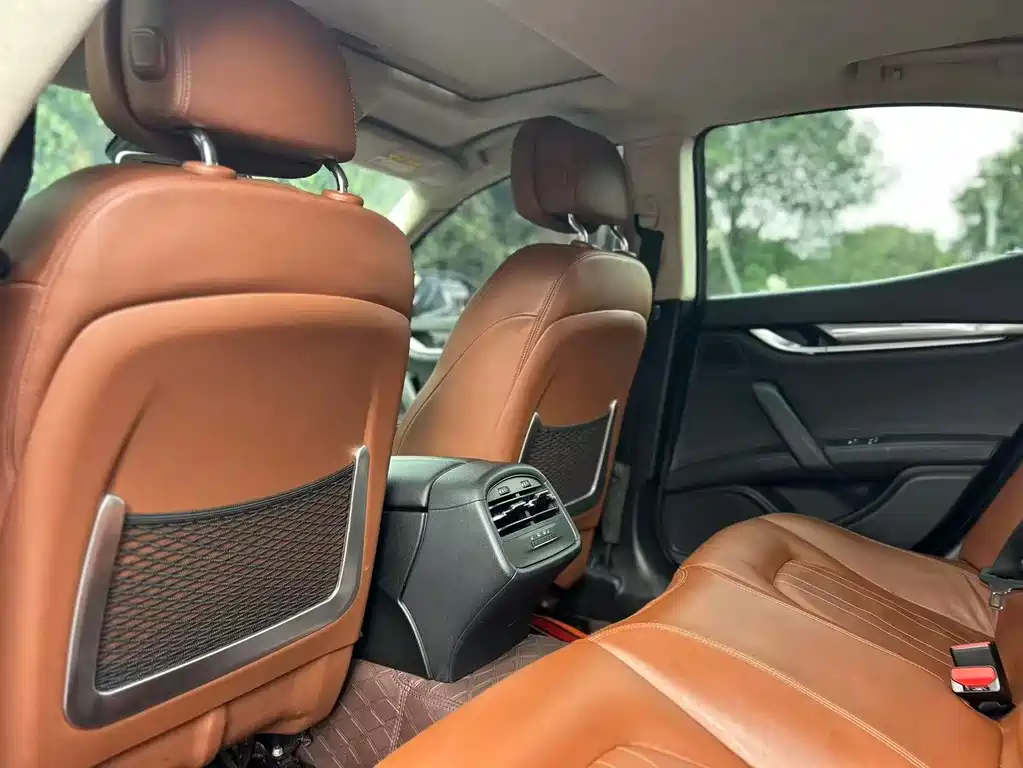 Maserati Ghibli — миниатюра 9