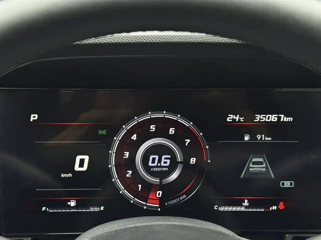 Hyundai Elantra — миниатюра 12