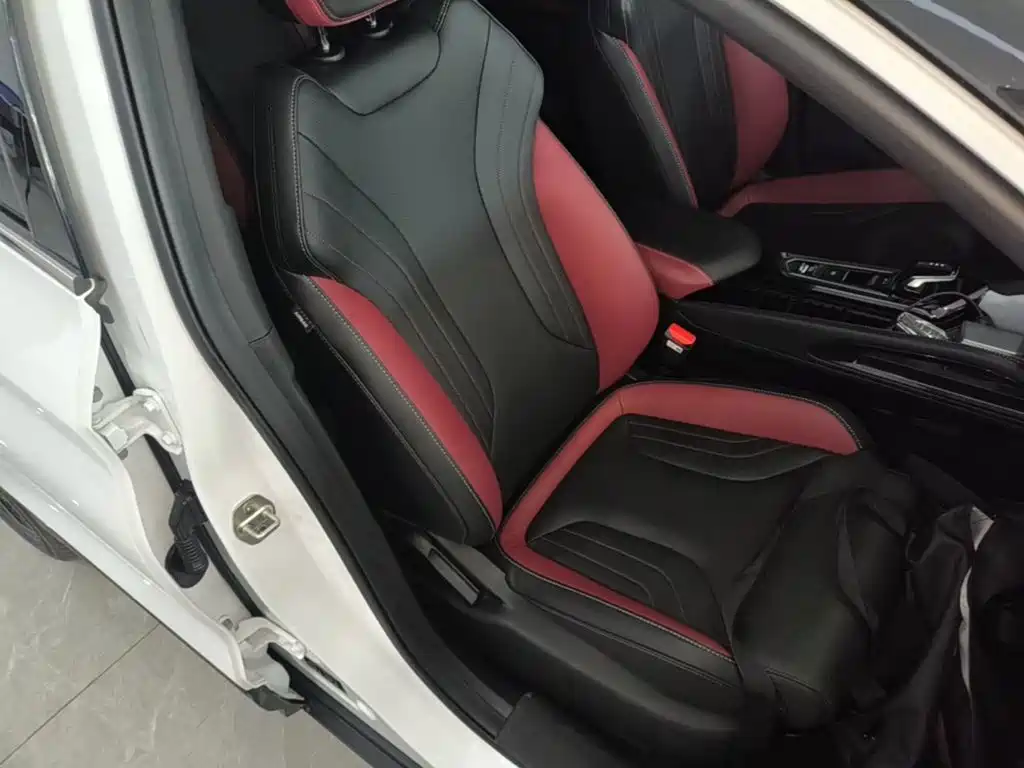 Geely Binyue — миниатюра 25