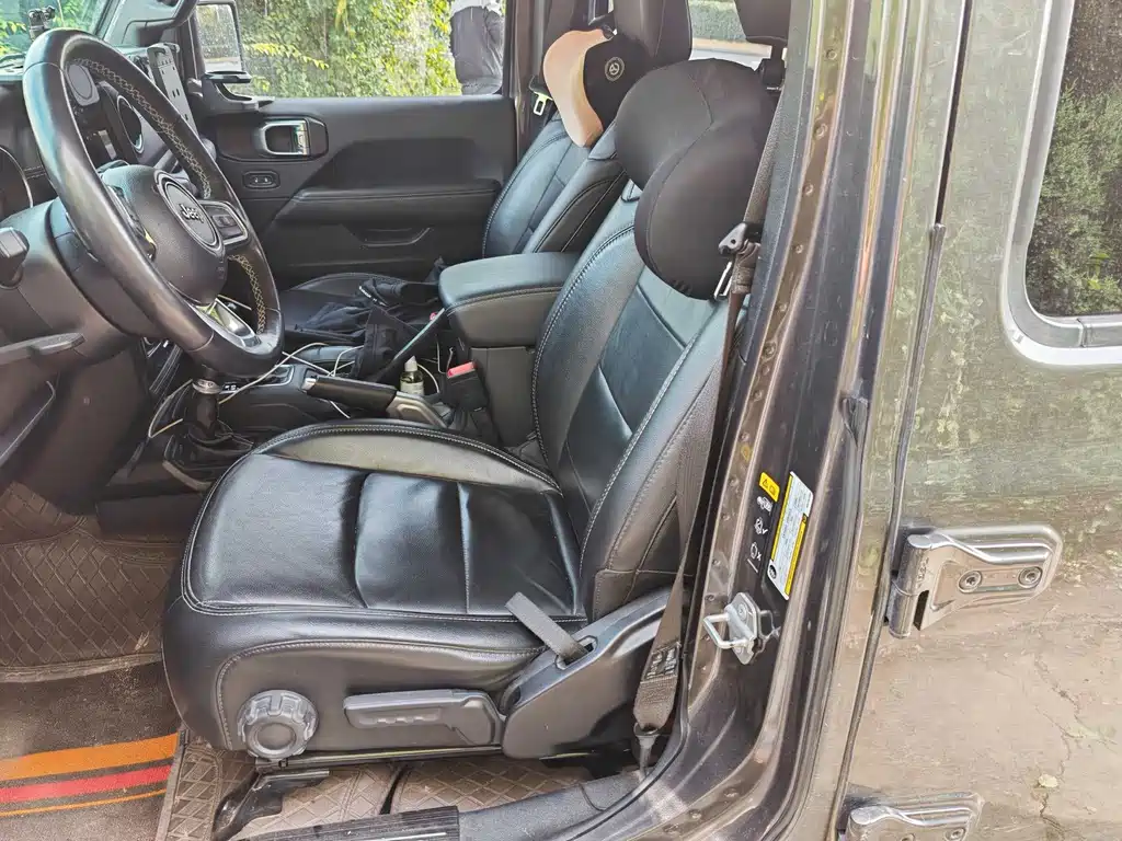 Jeep Wrangler — миниатюра 2