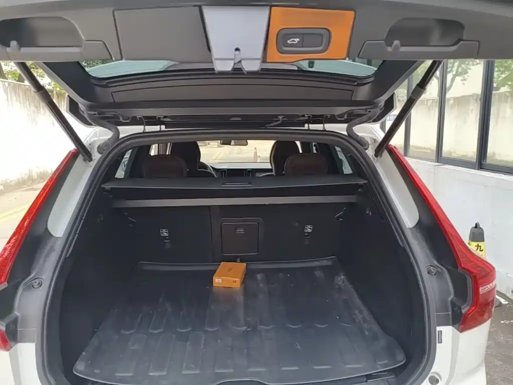 Volvo XC60 — миниатюра 19