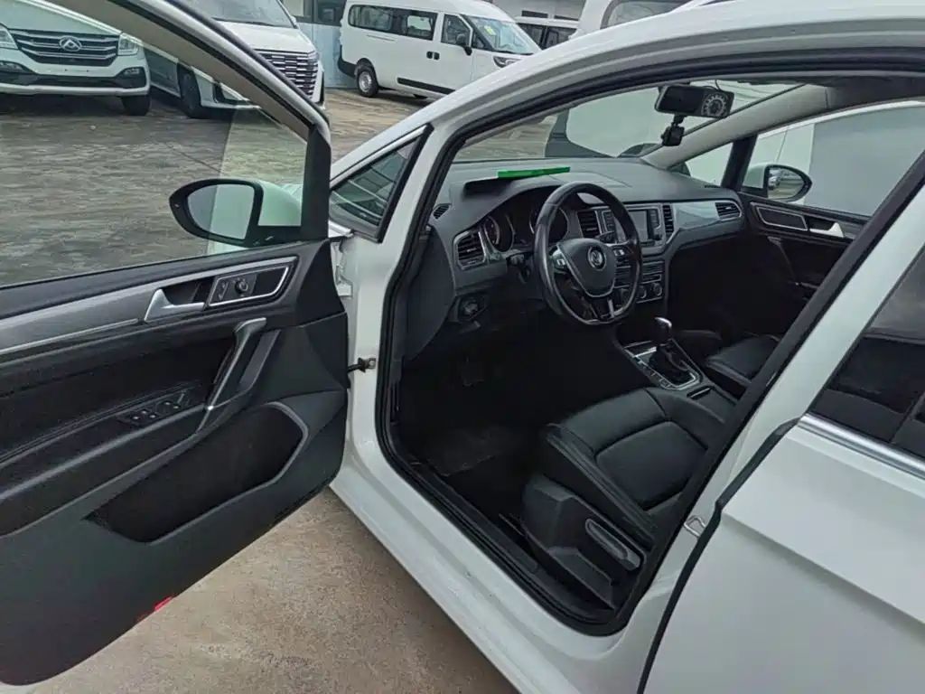 Volkswagen Golf Sportsvan — миниатюра 16