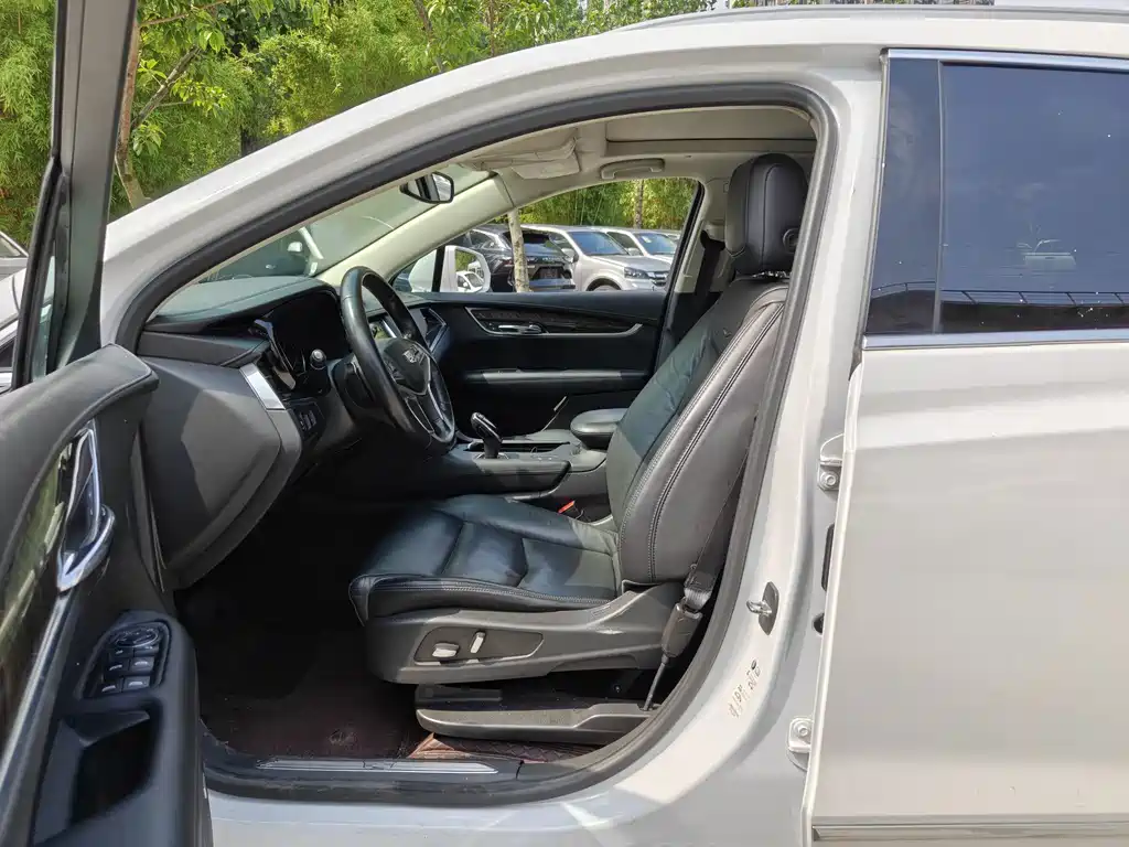 Cadillac XT5 — миниатюра 15
