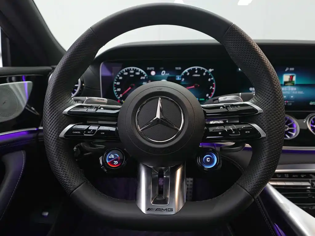 MERCEDES-BENZ AMG GT