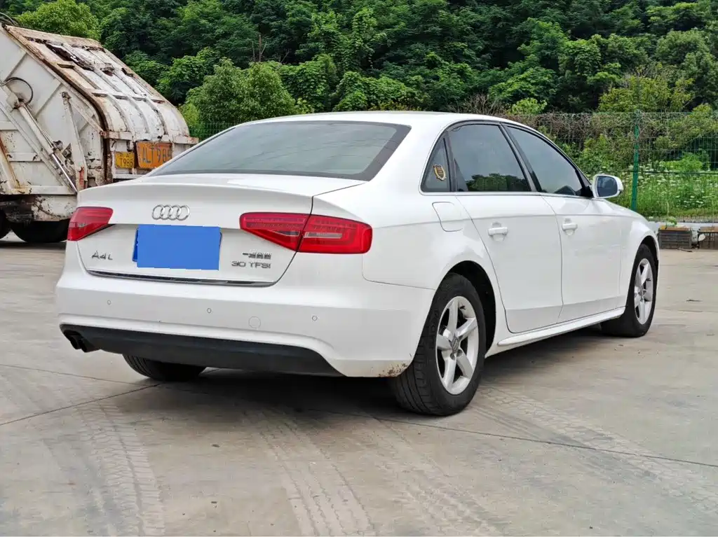 Audi A4L — миниатюра 5