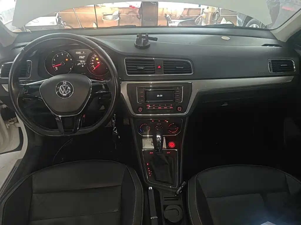 Volkswagen Lavida — миниатюра 10