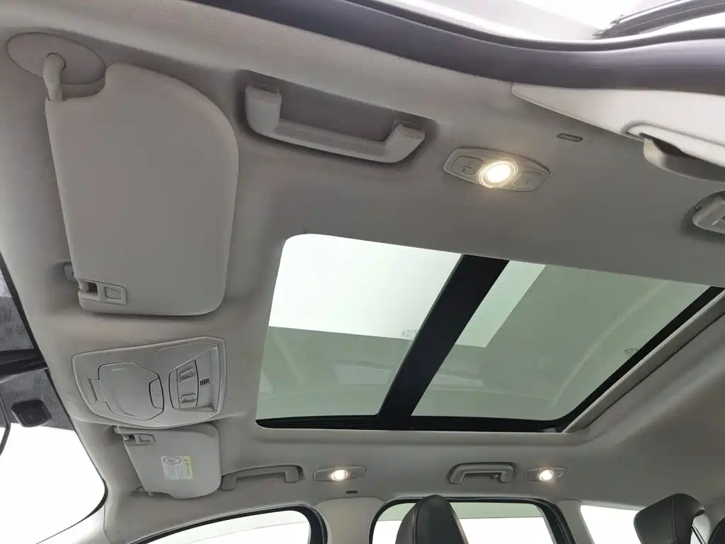 Ford Kuga — миниатюра 14