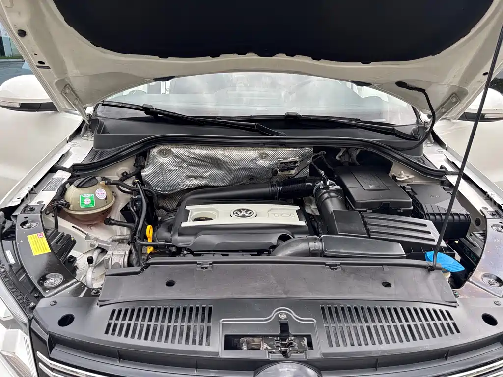 Volkswagen Tiguan — миниатюра 11