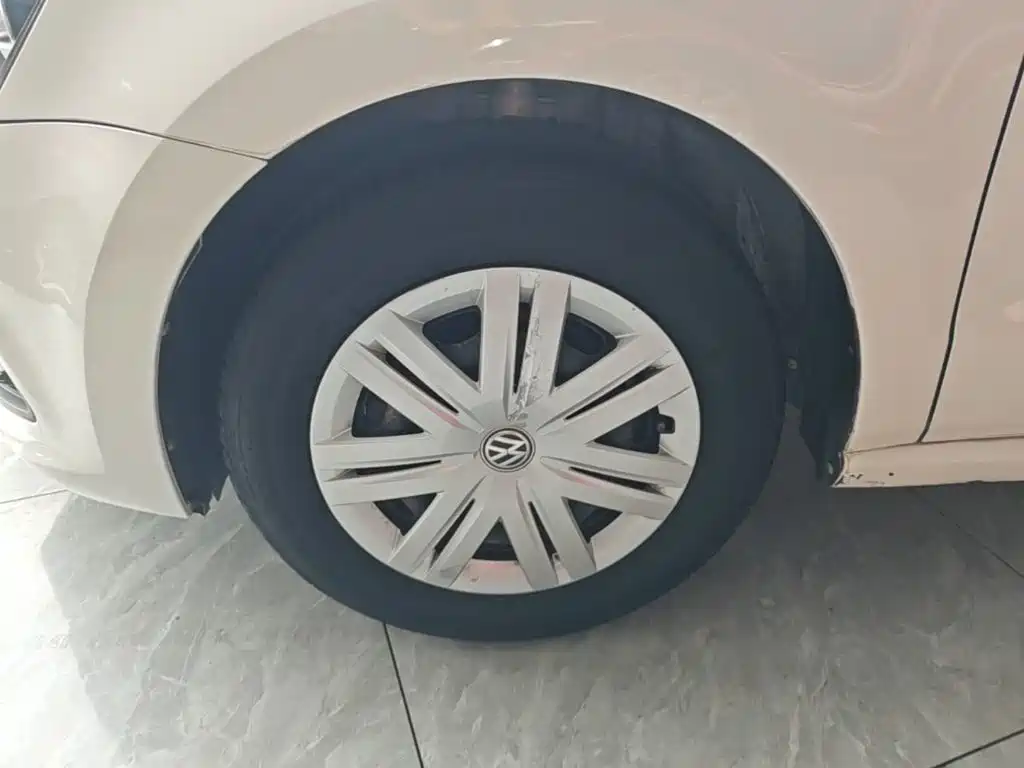Volkswagen Polo — миниатюра 23