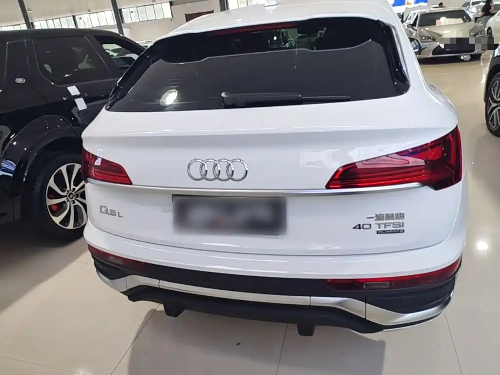Audi Q5L Sportback — миниатюра 6