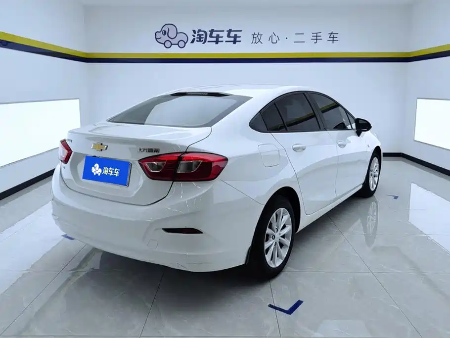 Chevrolet Cruze — миниатюра 3