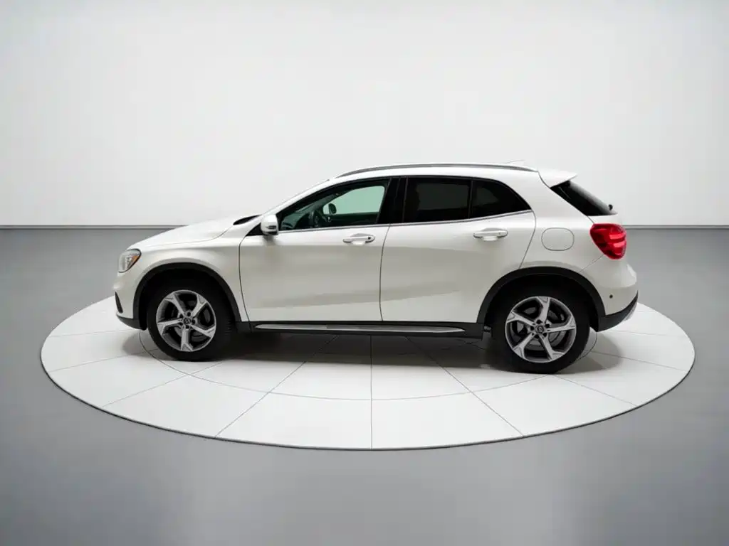 Mercedes-Benz GLA — миниатюра 25
