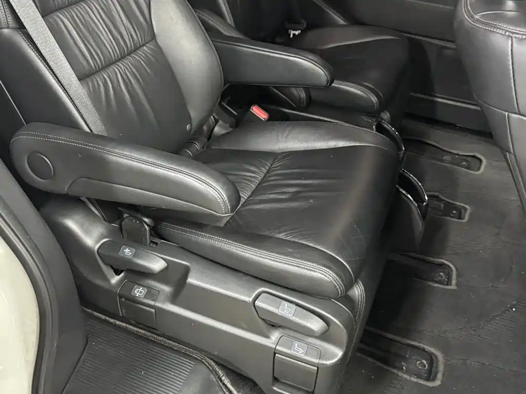 Honda Odyssey — миниатюра 9