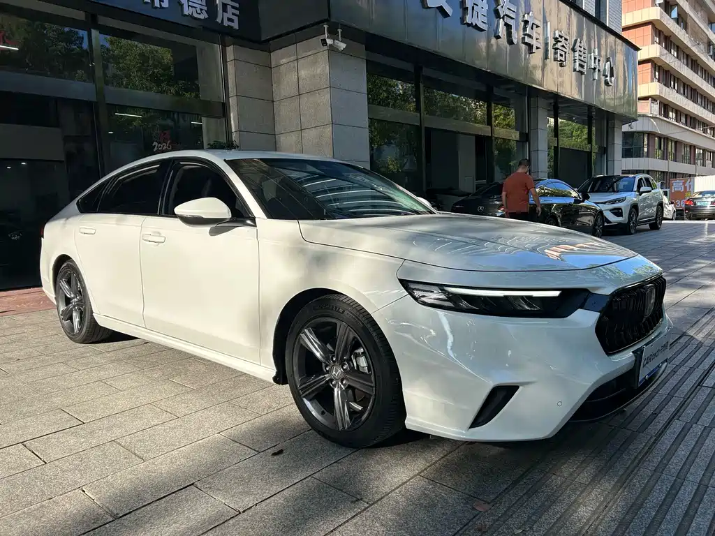 Honda Inspire — миниатюра 2