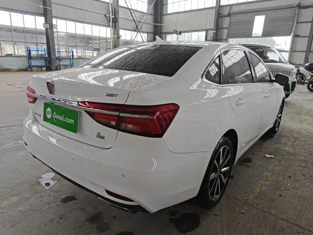 Roewe Roewe i6 Classic — миниатюра 7