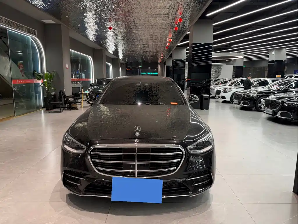 Mercedes-Benz S-Class — миниатюра 2