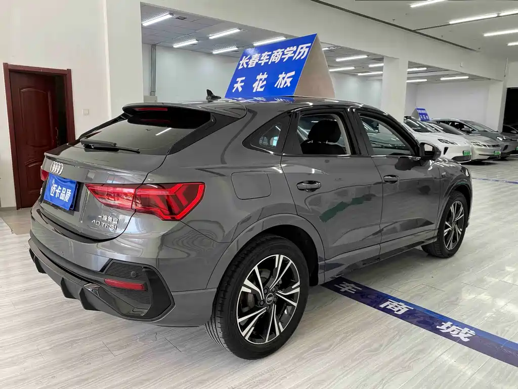 Audi Q3 Sportback — миниатюра 6