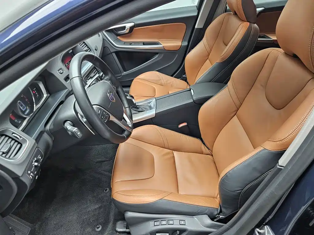 Volvo V60 — миниатюра 14