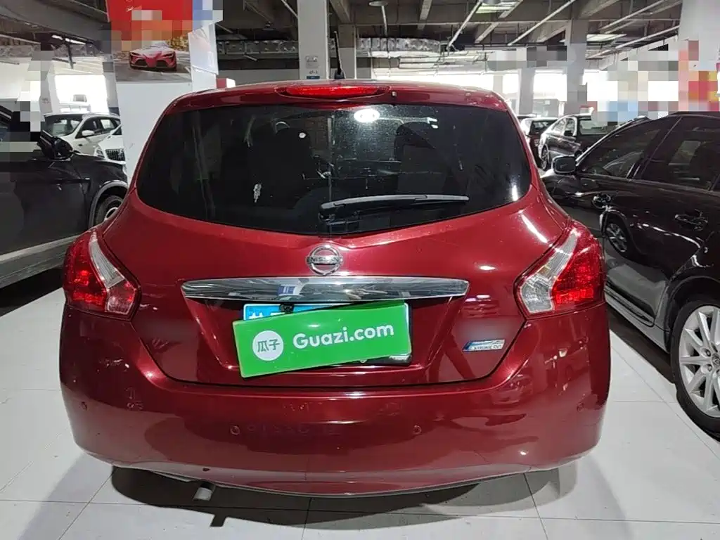 Nissan Tiida — миниатюра 6