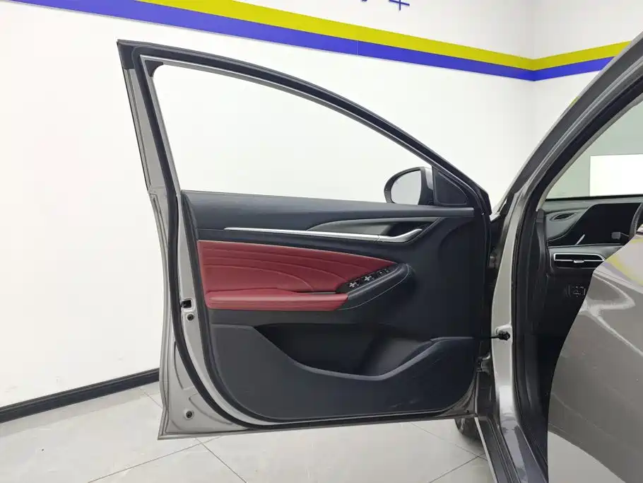 Changan Eado — миниатюра 7