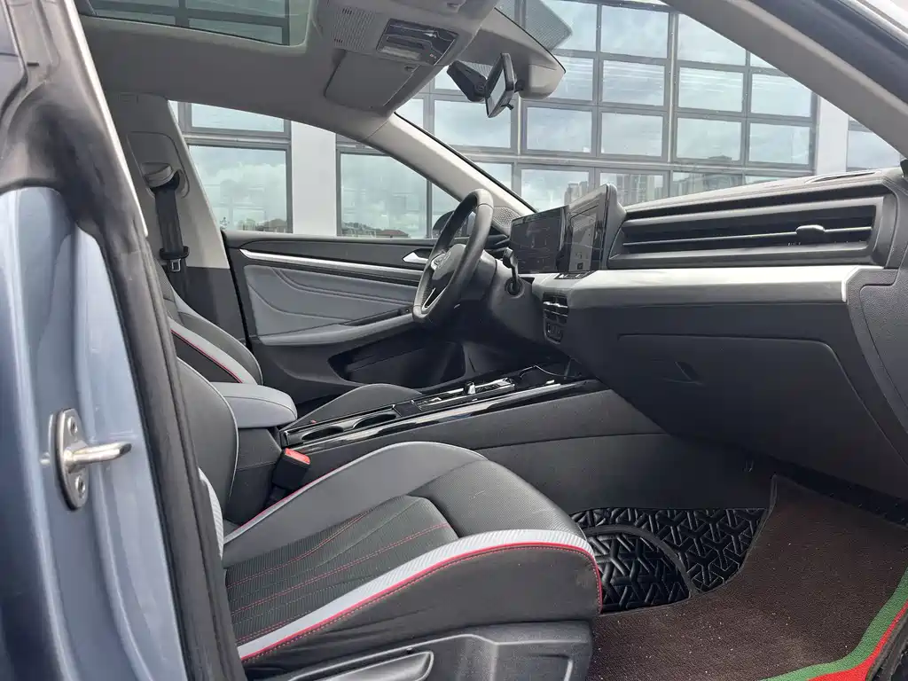 Volkswagen Lamando — миниатюра 10