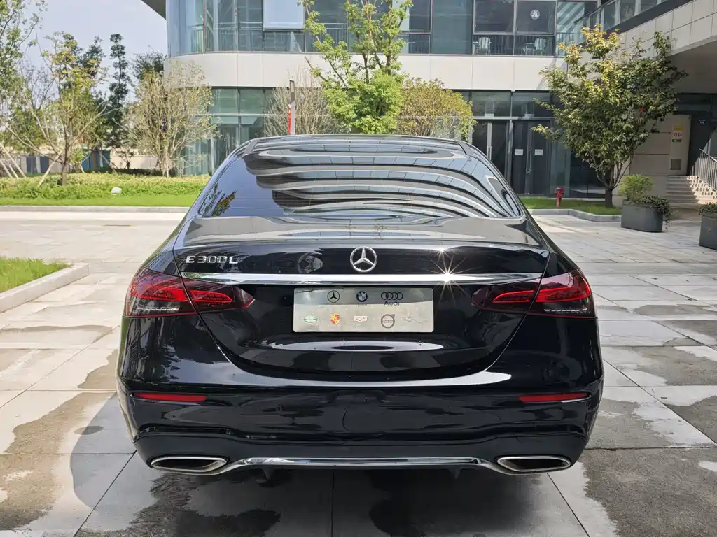 Mercedes-Benz E-Class E 2023 E 300 L Sport Luxury