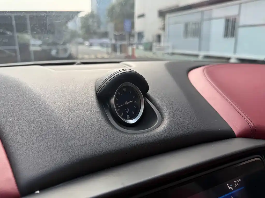 Maserati Ghibli — миниатюра 10