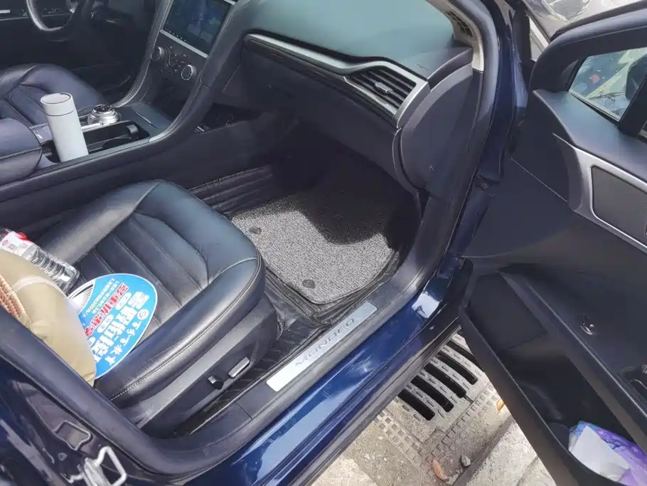 Ford Mondeo — миниатюра 8