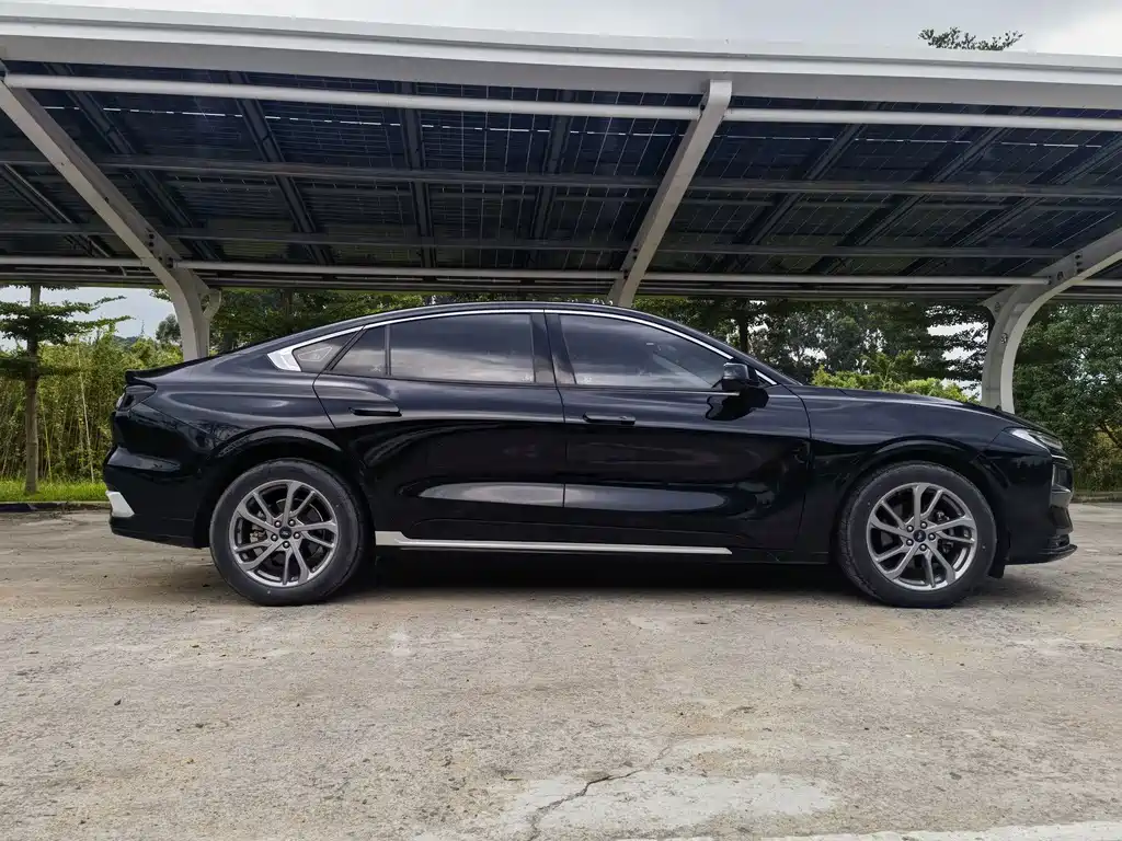 Ford Mondeo — миниатюра 8