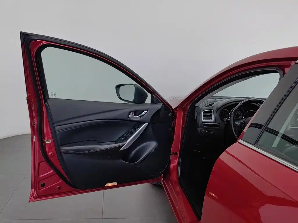 Mazda Atenza — миниатюра 8