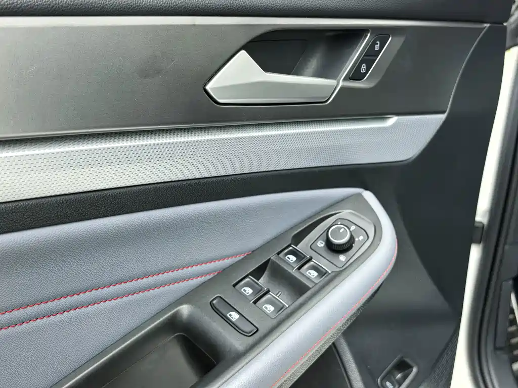Volkswagen Lamando — миниатюра 11