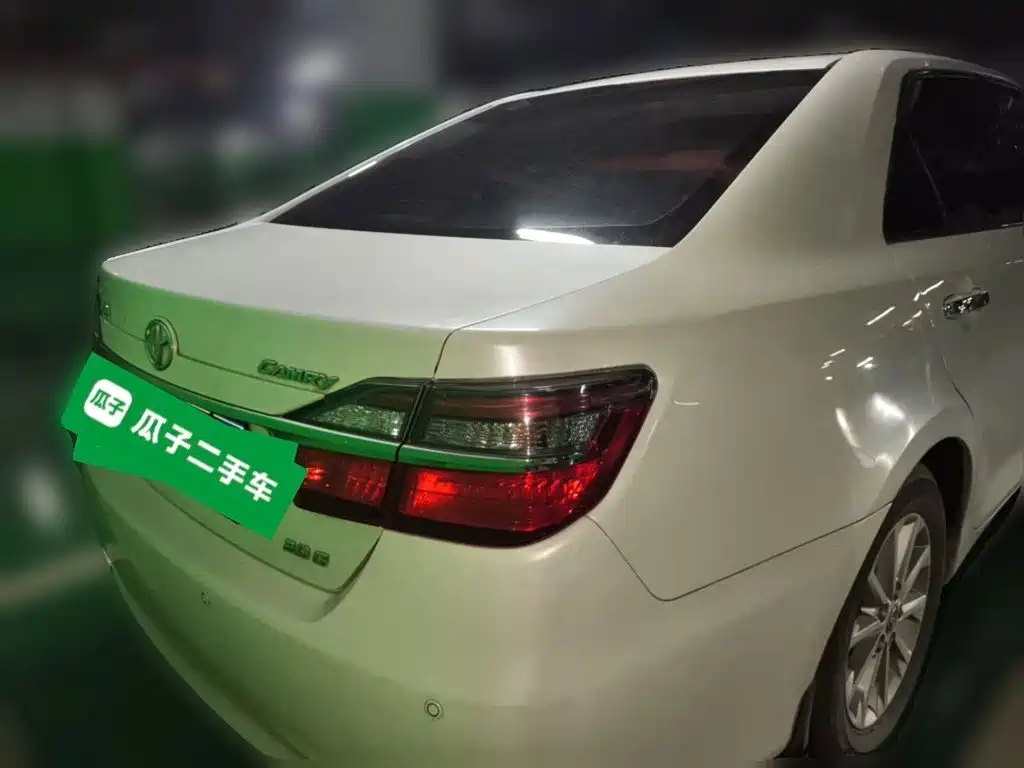 Toyota Camry 2015 2.0G Lead
