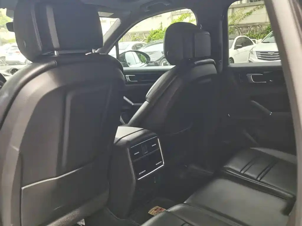 Porsche Cayenne 2019 Cayenne 3.0T