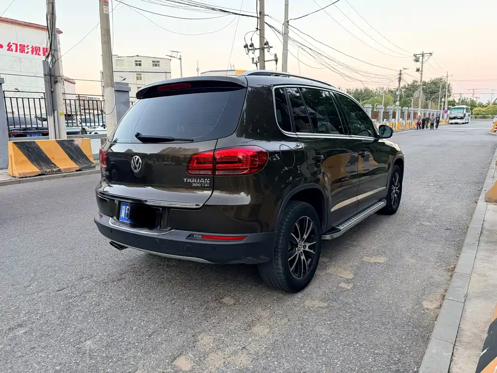 Volkswagen Tiguan — миниатюра 3