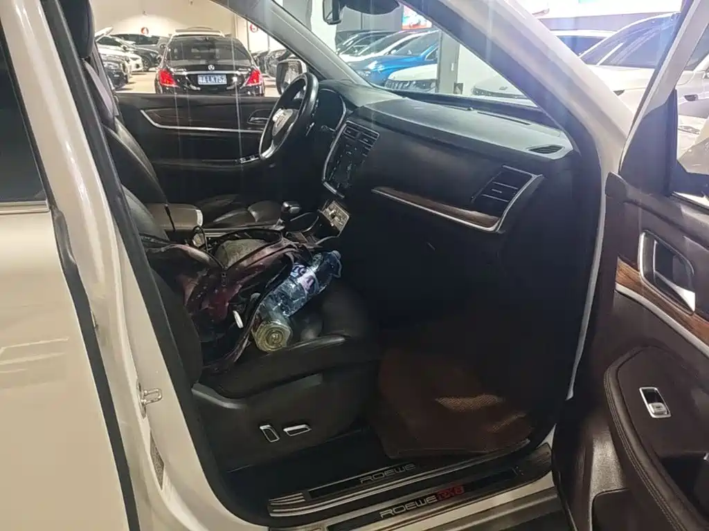 Roewe RX8 — миниатюра 25