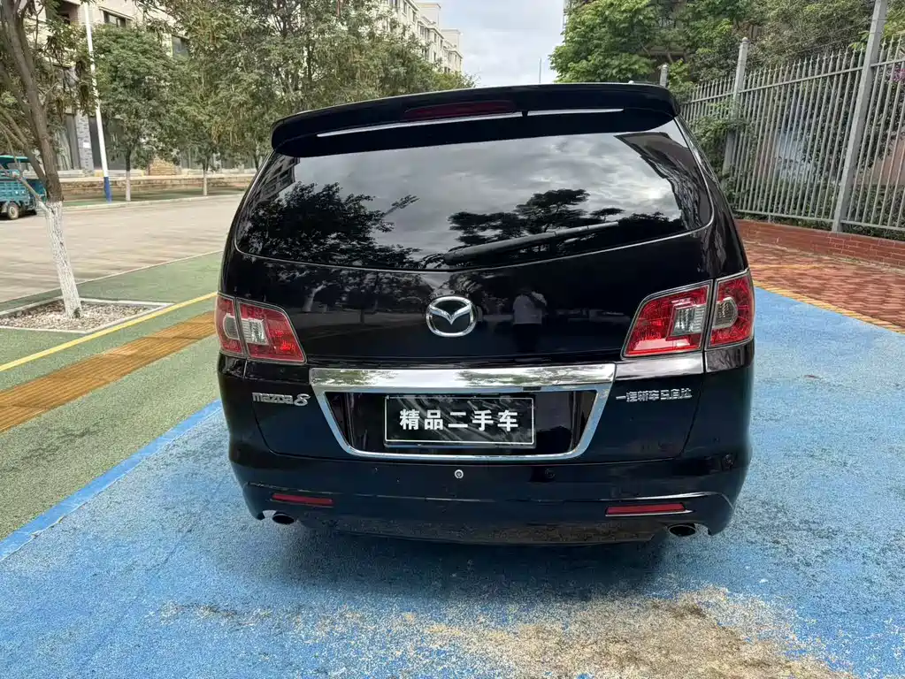 Mazda 8 — миниатюра 3