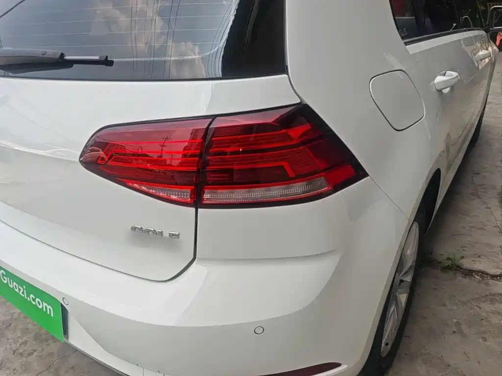 Volkswagen Golf 2018 230TSI AT Comfort