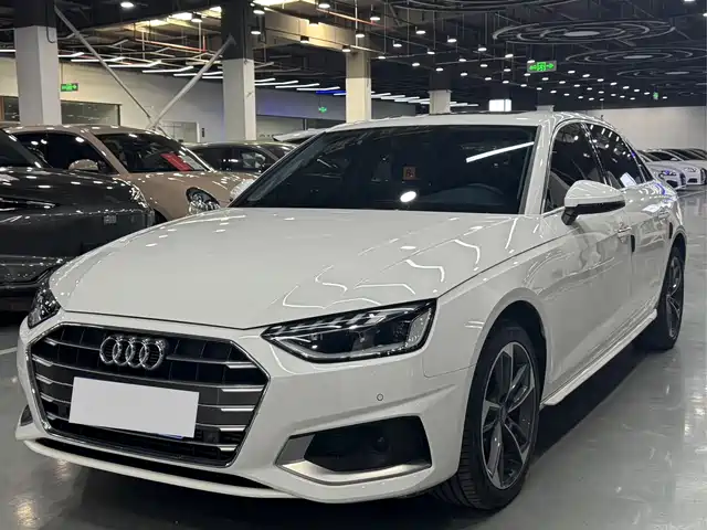AUDI  A4L