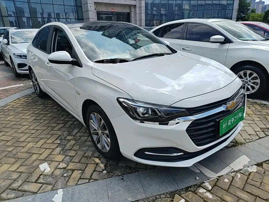 Chevrolet Monza — миниатюра 4