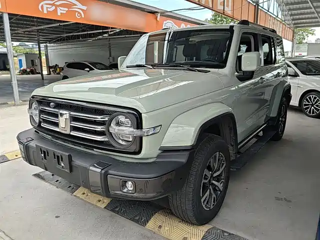 2023 TANK 300