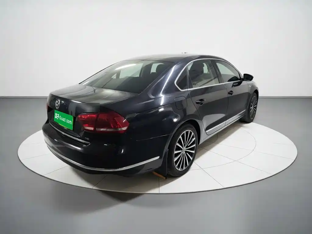 Volkswagen Passat — миниатюра 4