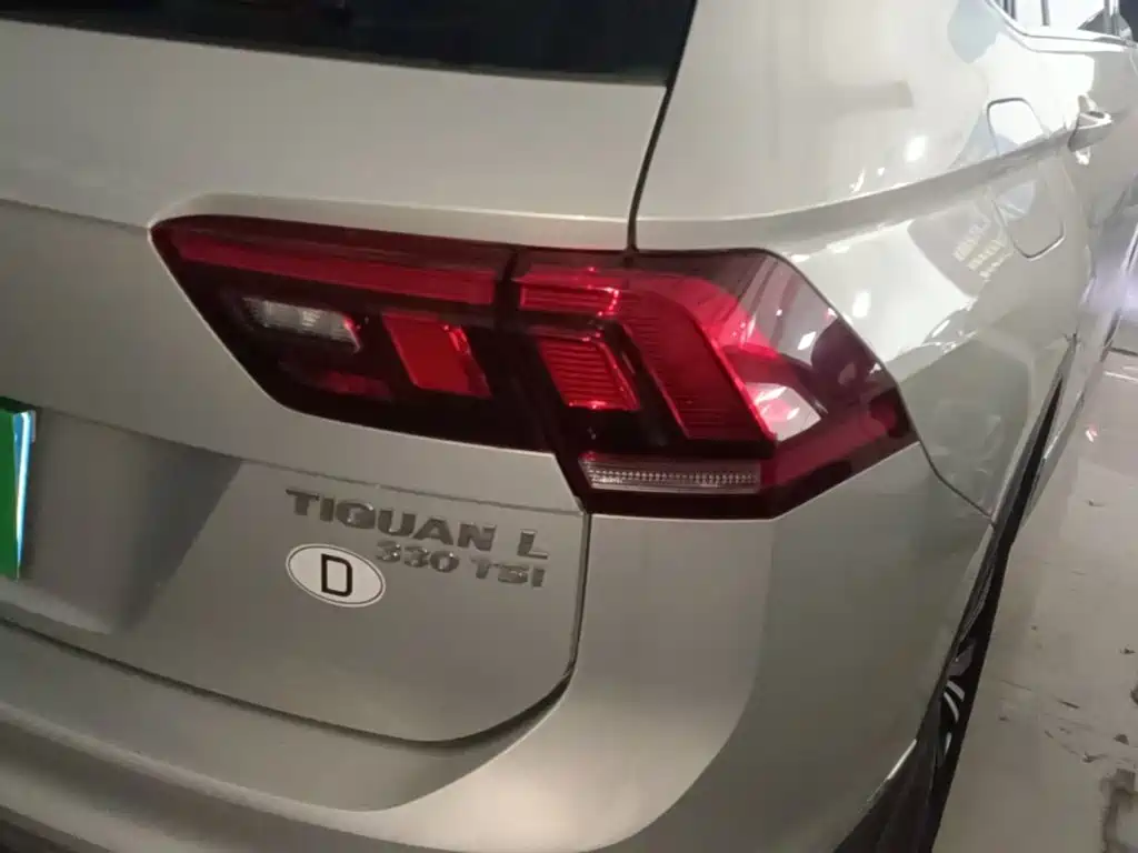 Volkswagen Tiguan L — миниатюра 8