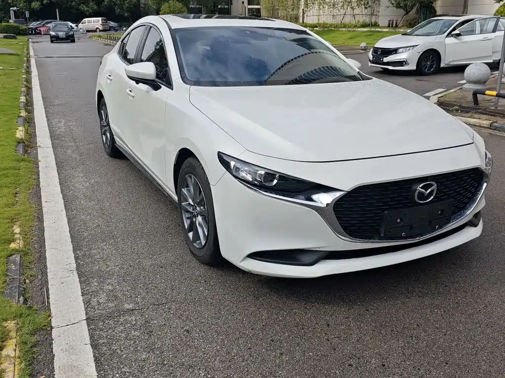 Mazda 3 Axela — миниатюра 3
