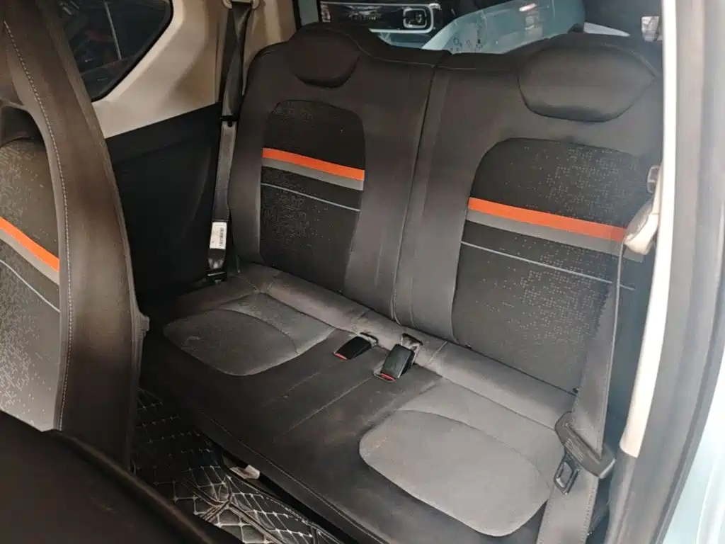 Wuling MINIEV — миниатюра 17
